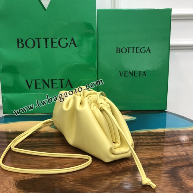 Bottega veneta高端女包 98057 寶緹嘉The pouch雲朵包 BV經典款小號編織女包  gxz1375